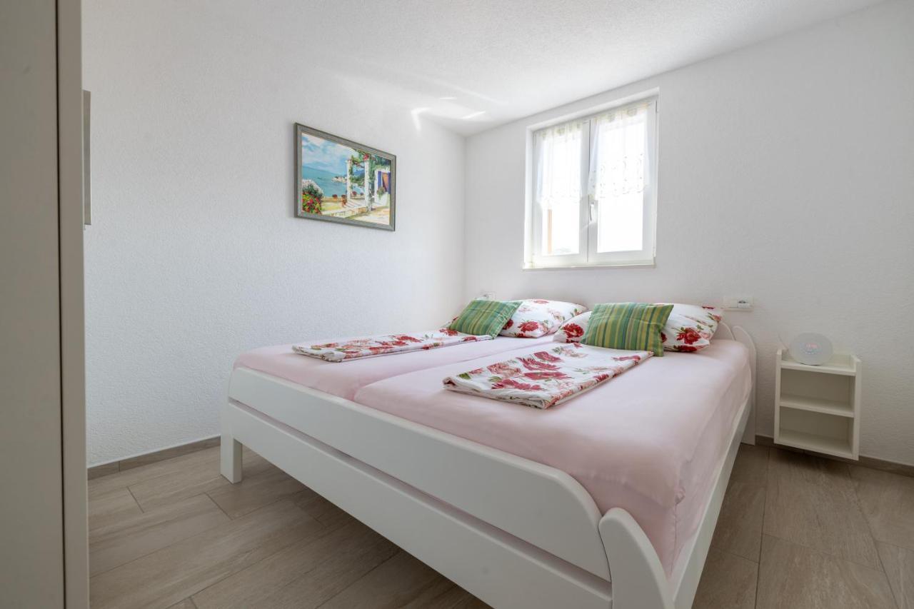 Apartmani Soldan Makarska Esterno foto