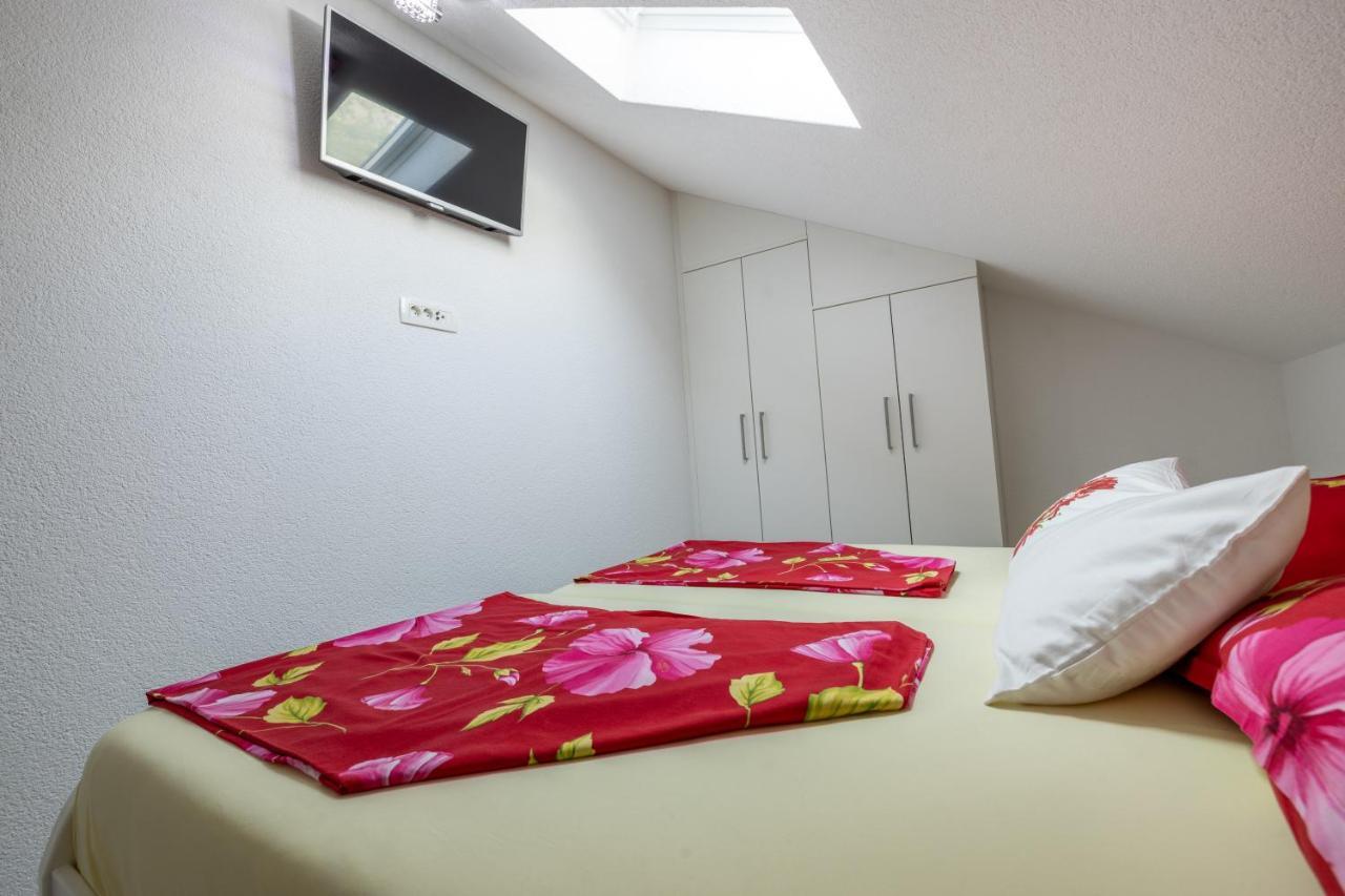 Apartmani Soldan Makarska Esterno foto
