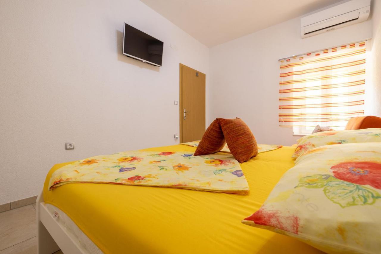 Apartmani Soldan Makarska Esterno foto
