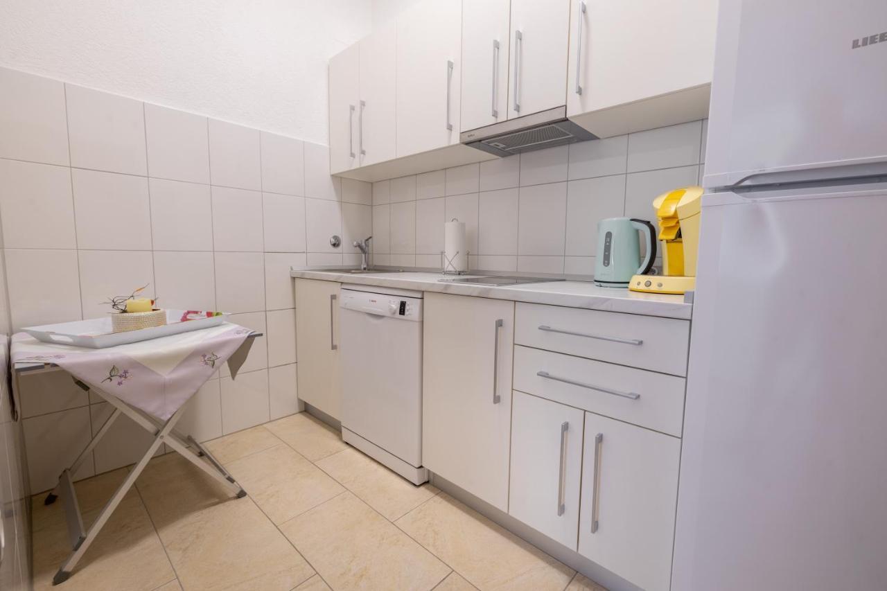 Apartmani Soldan Makarska Esterno foto