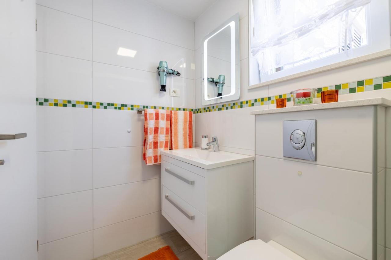 Apartmani Soldan Makarska Esterno foto