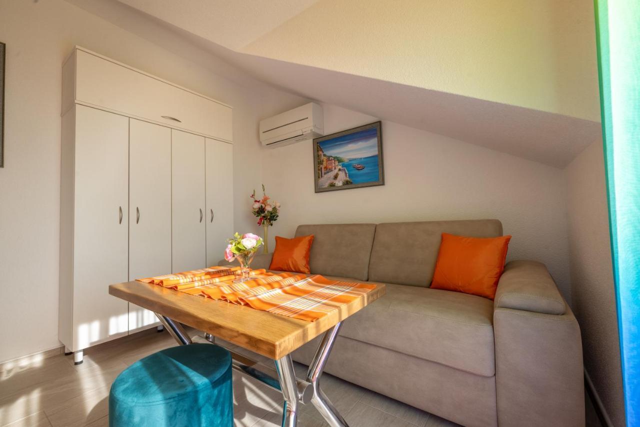 Apartmani Soldan Makarska Esterno foto