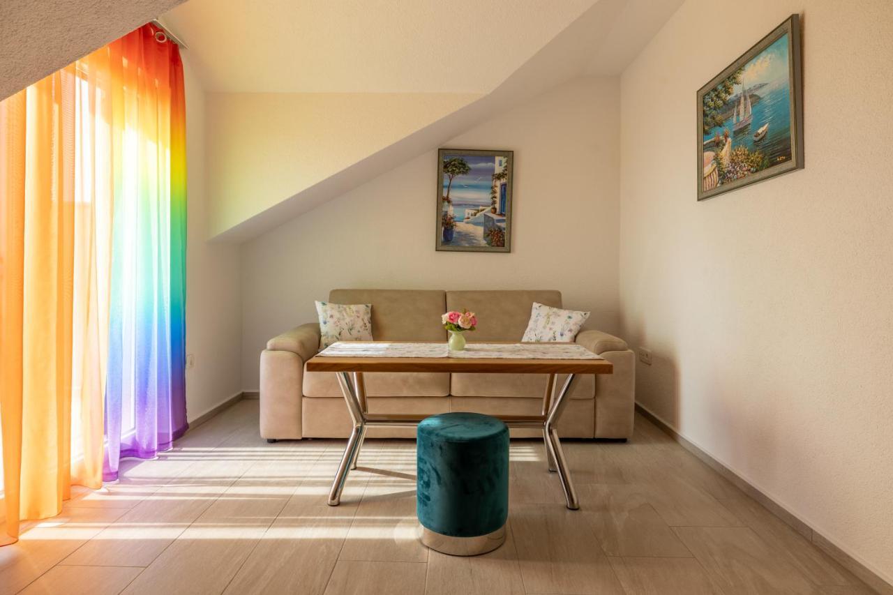 Apartmani Soldan Makarska Esterno foto